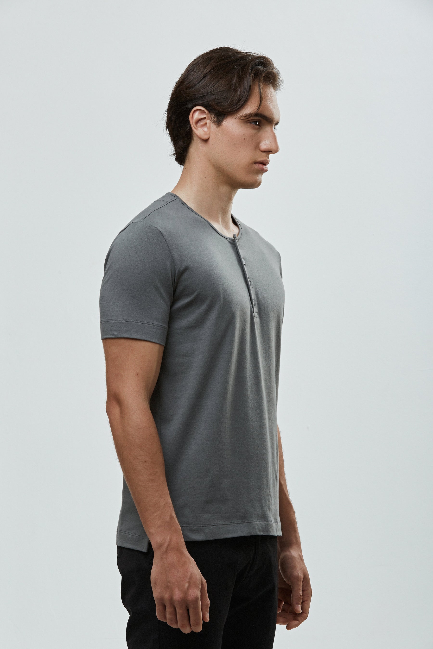 Camisa Henley 'logo' - Algodão Egípcio