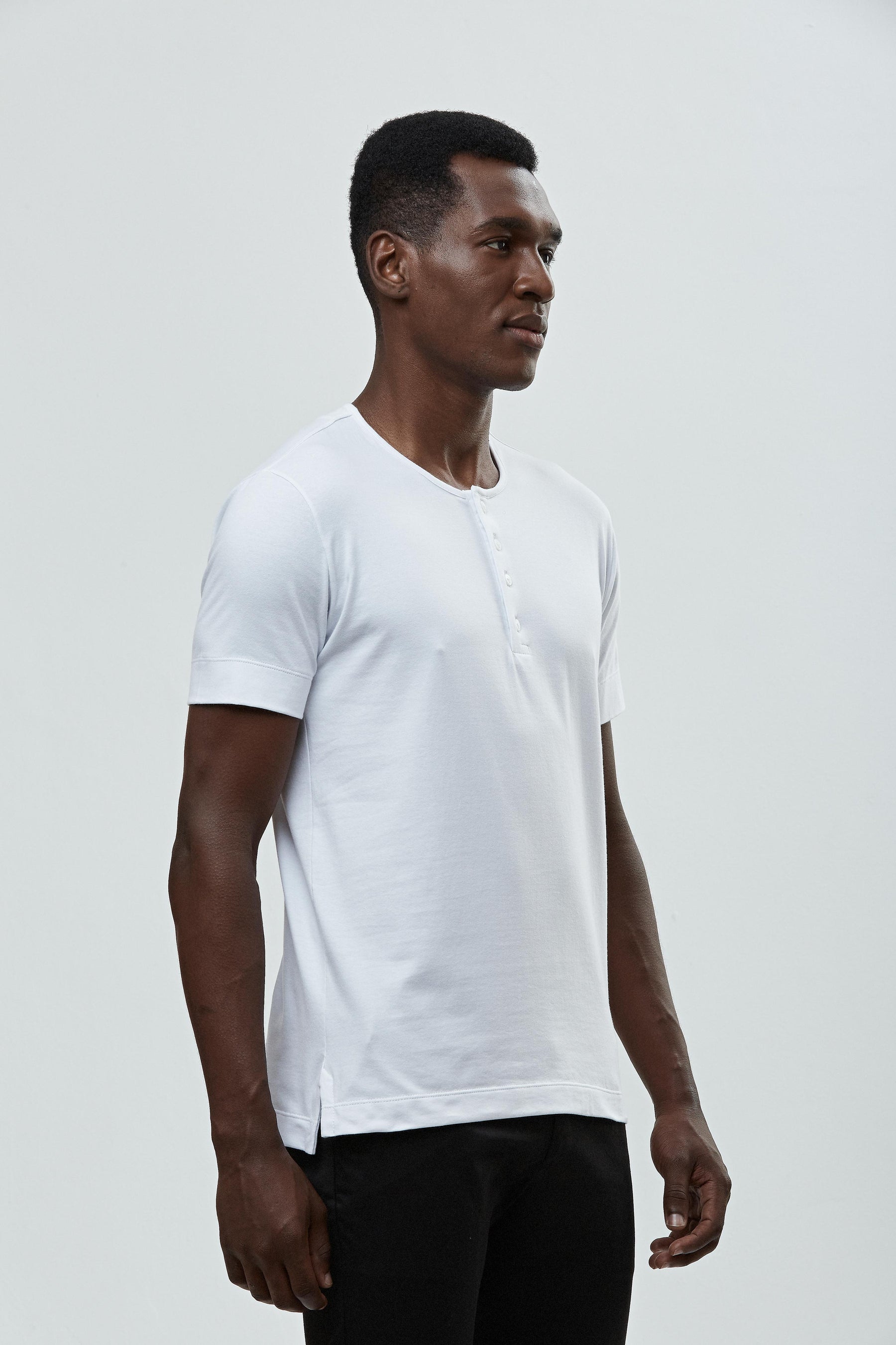 Camisa Henley 'logo' - Algodão Egípcio