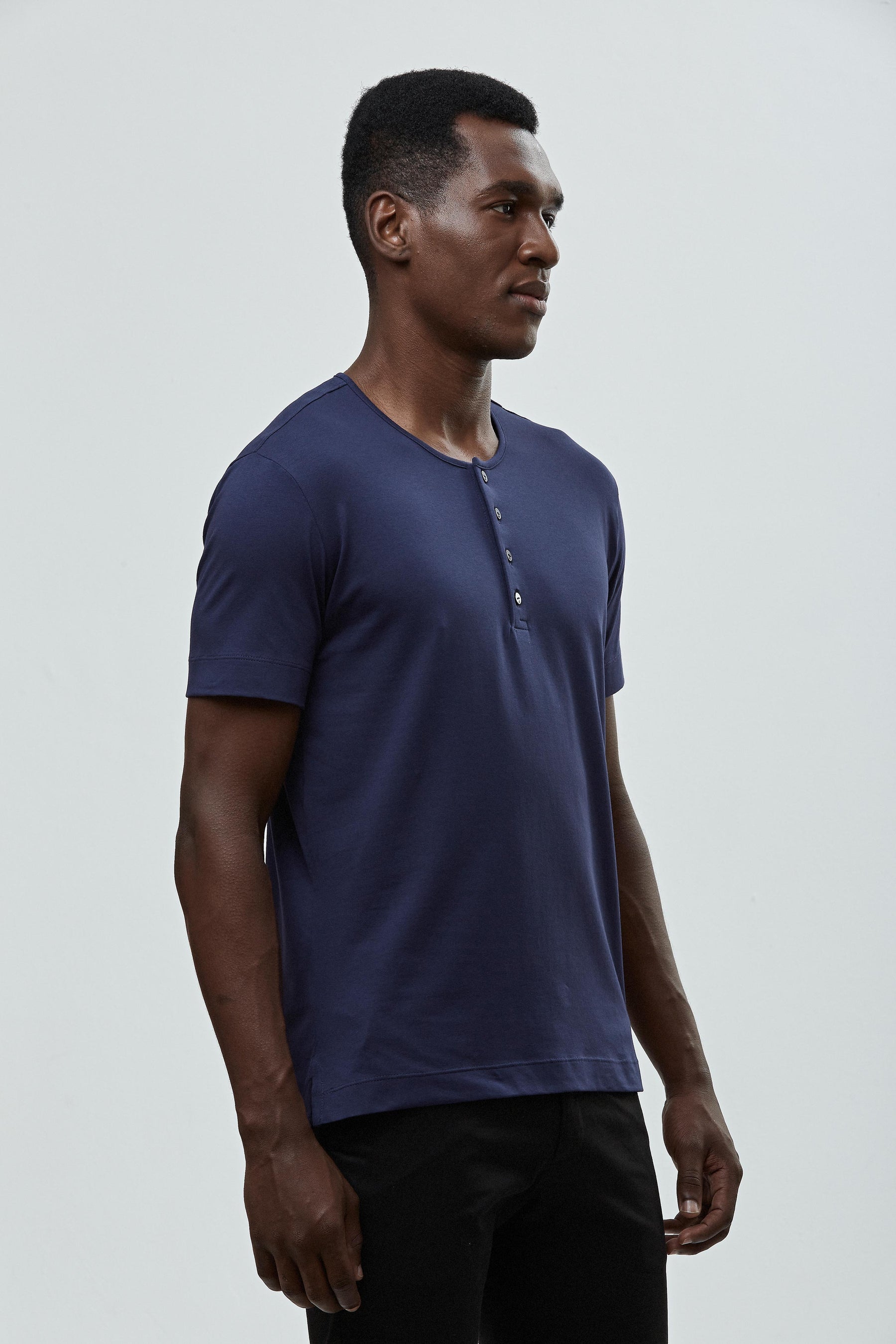 Camisa Henley 'logo' - Algodão Egípcio