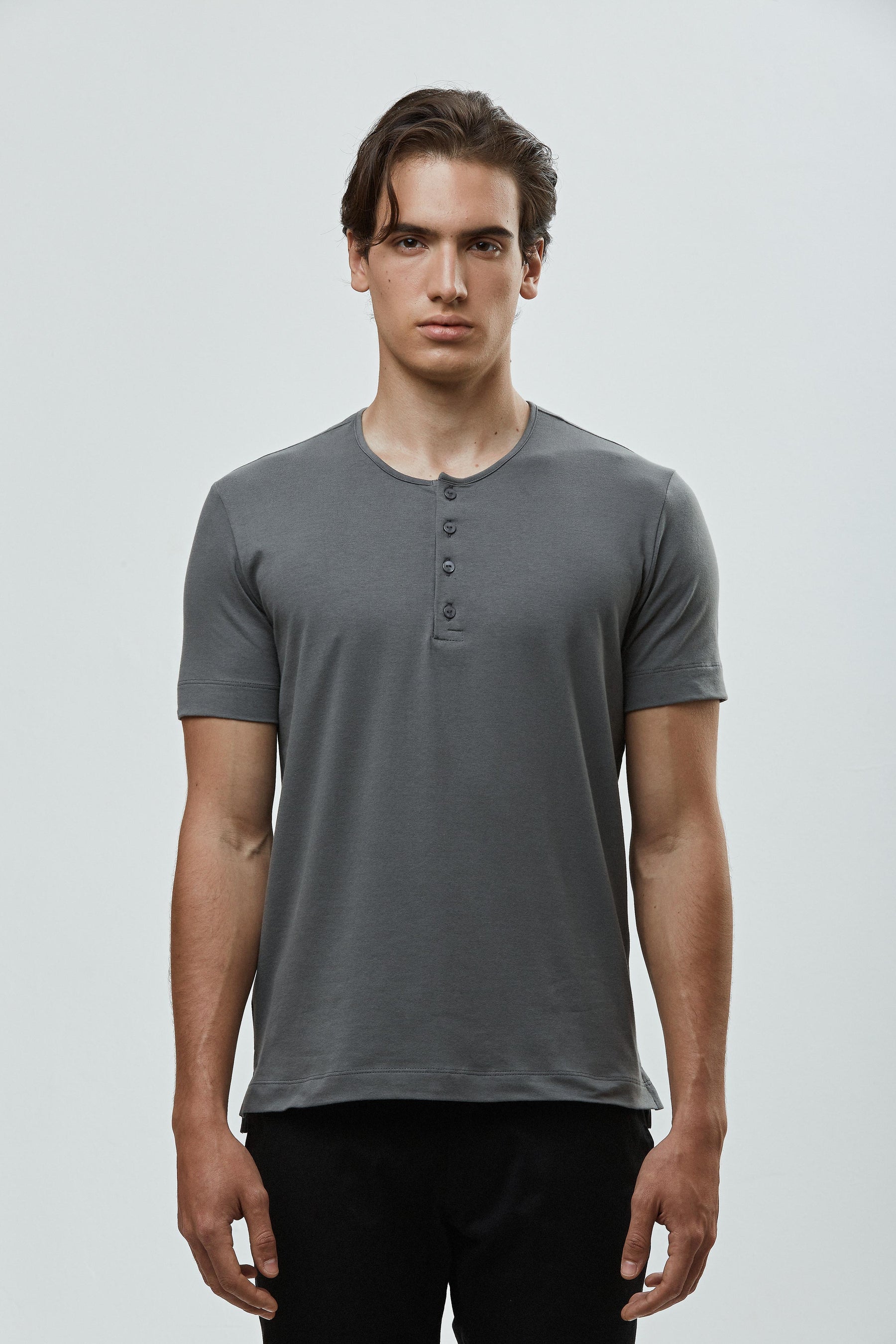 Camisa Henley 'logo' - Algodão Egípcio
