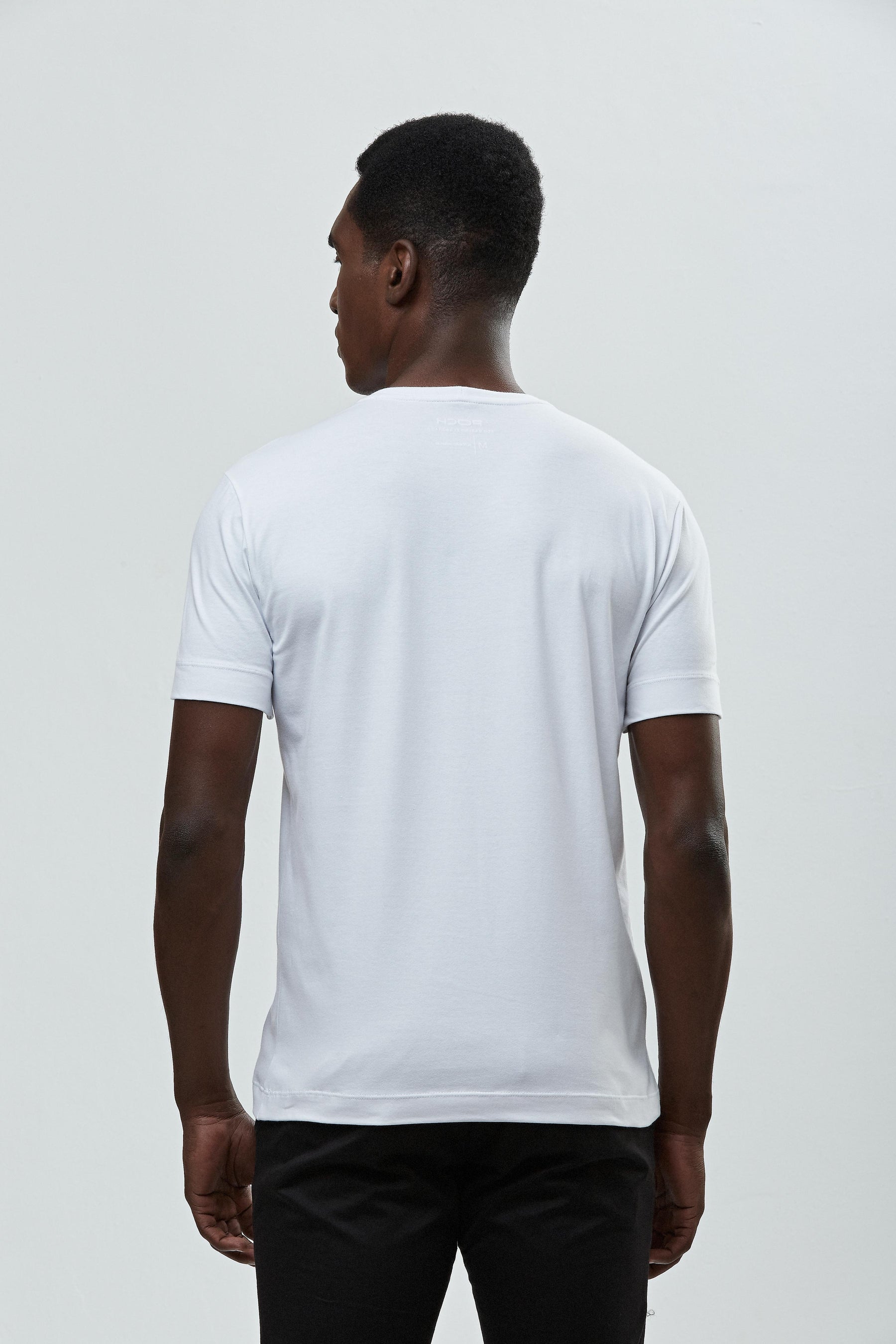 Camiseta Classic 'logo' Gola V - Algodão Egípcio