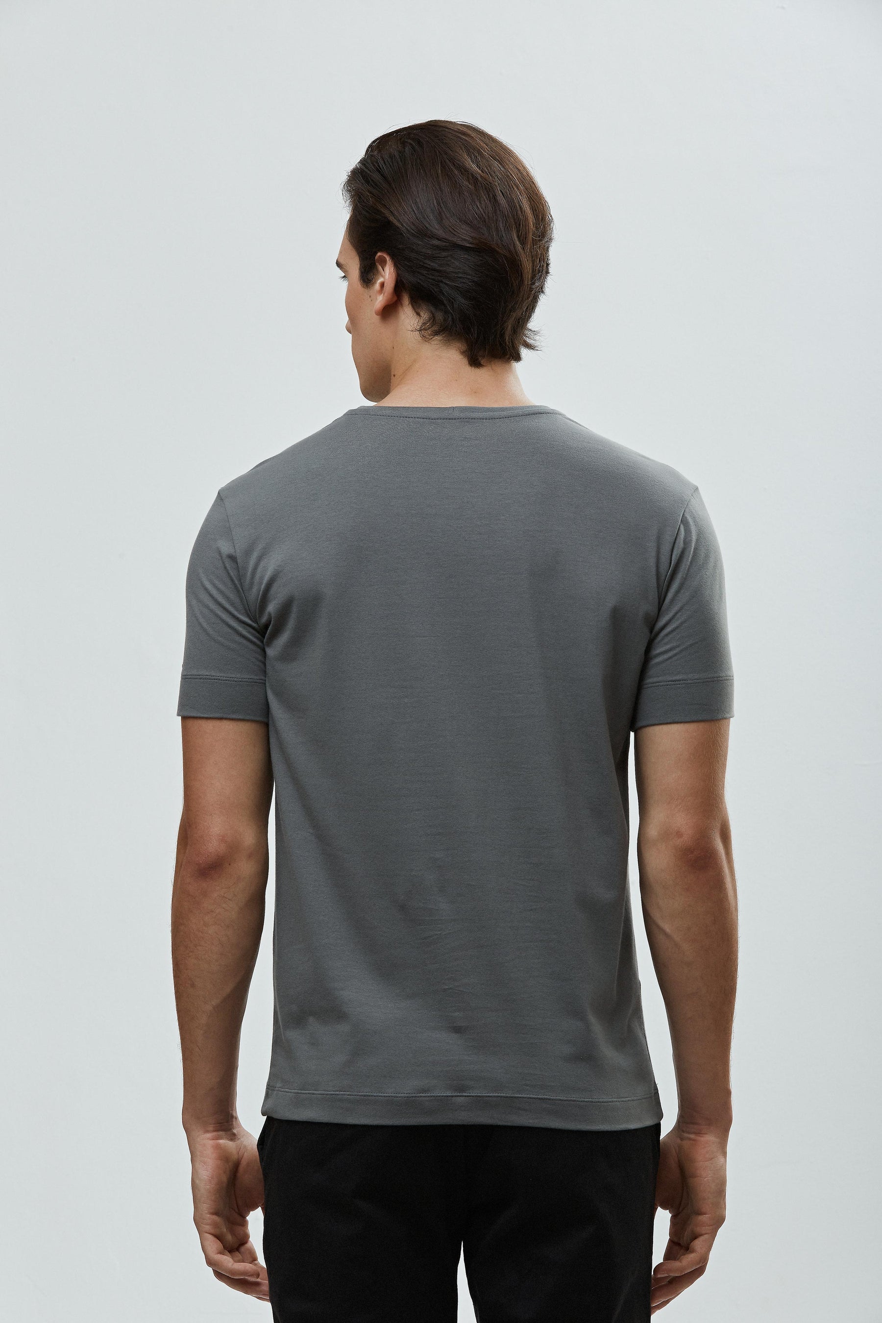 Camiseta Classic 'logo' Gola V - Algodão Egípcio